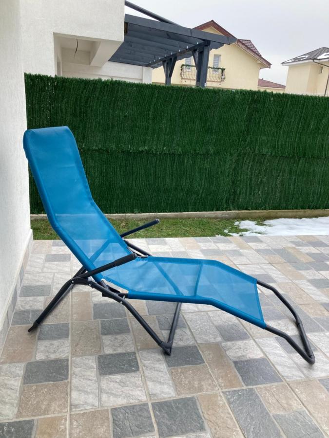 Joygate Entire Villa Otopeni Kültér fotó